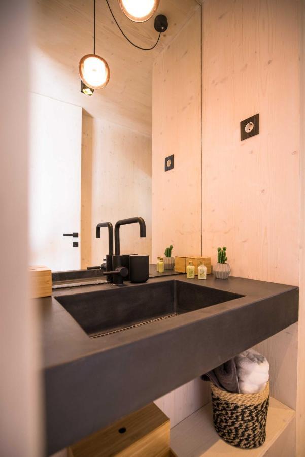 Arcadia Eco-Luxe Mobile Homes With Infinity Pool By Oiko Collection Privlaka  Luaran gambar